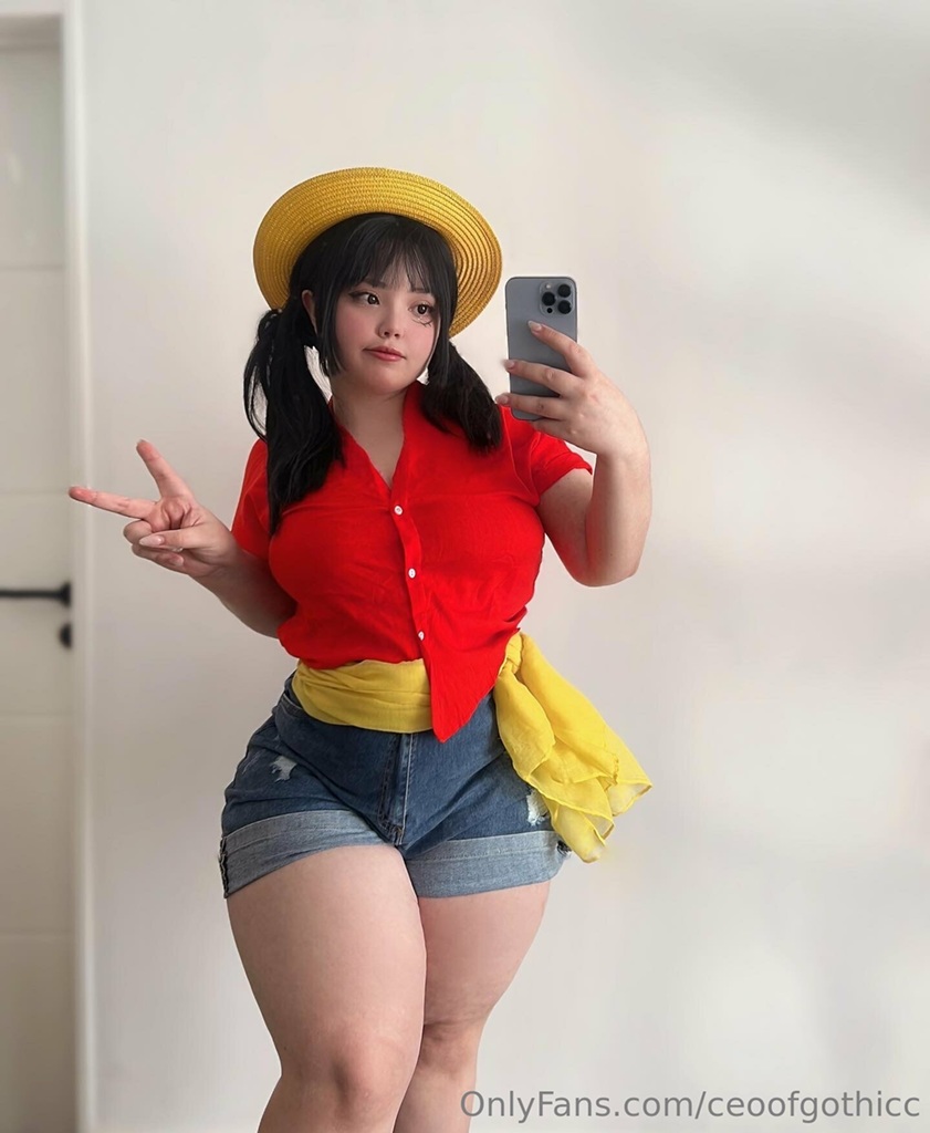 CEO of Gothicc - Luffy - Mitaku photo 1-0