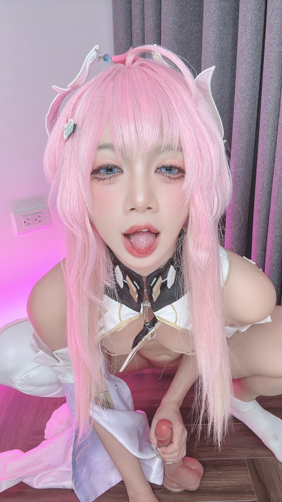 PoppaChan - Aemeath - Mitaku photo 3-8