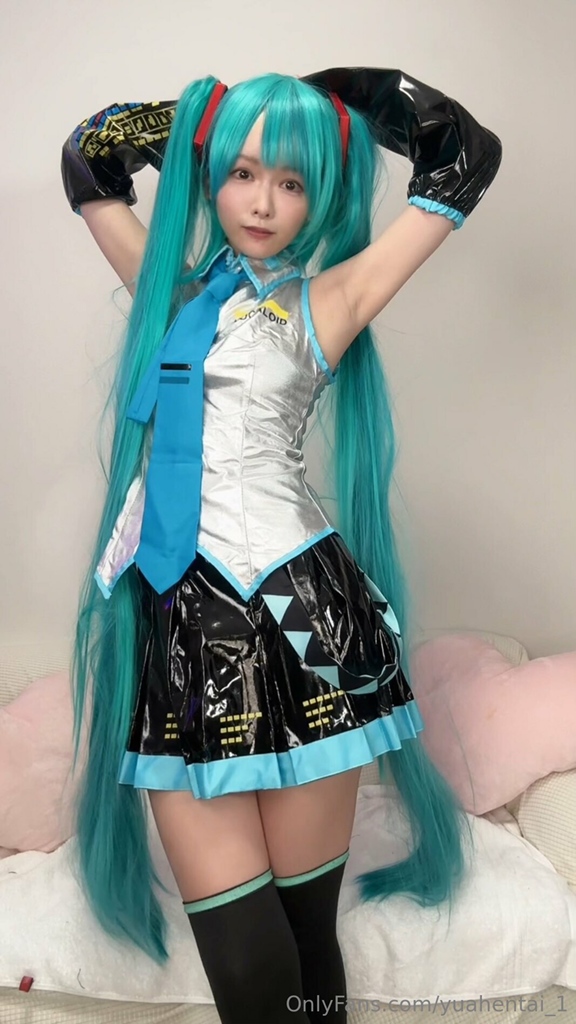 Yuahentai - Hatsune Miku - Mitaku photo 1-1