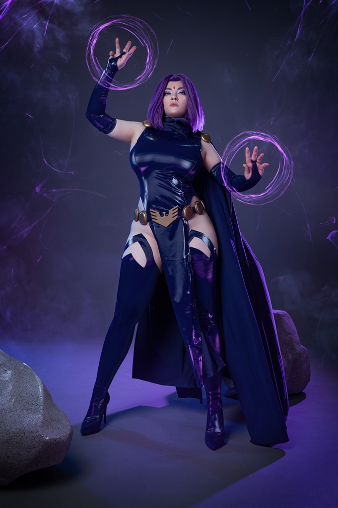 Zoe Volf - Raven - Mitaku photo 1-0
