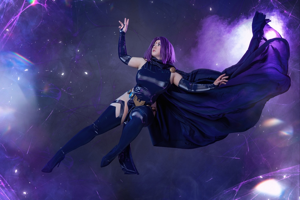 Zoe Volf - Raven - Mitaku photo 1-3
