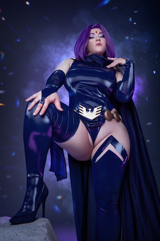 Zoe Volf - Raven - Mitaku photo 1-4