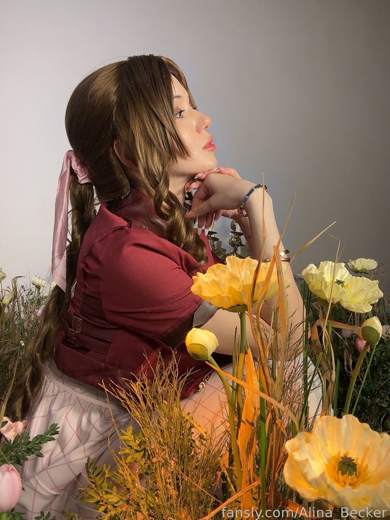 Alina Becker - Aerith - Mitaku photo 1-3