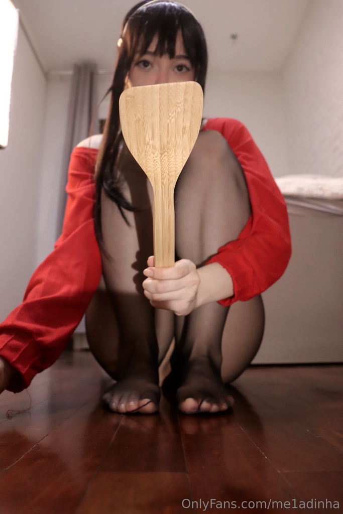 Me1adinha - Yor Forger Red Sweater - Mitaku photo 1-1