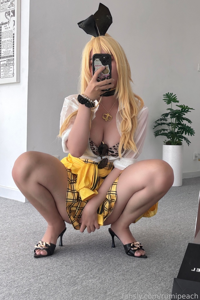 Rumipeach - Rupee (NIKKE) - Mitaku photo 1-3