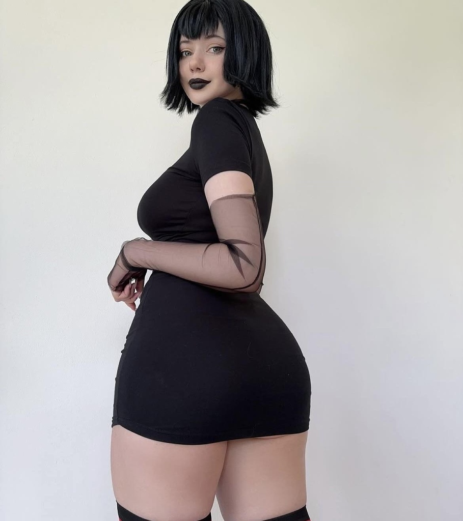 Alina Becker - Mavis - Mitaku photo 1-4