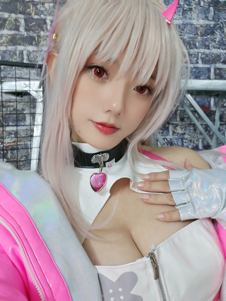 Messie Huang - Viper (NIKKE) - Mitaku photo 2-9
