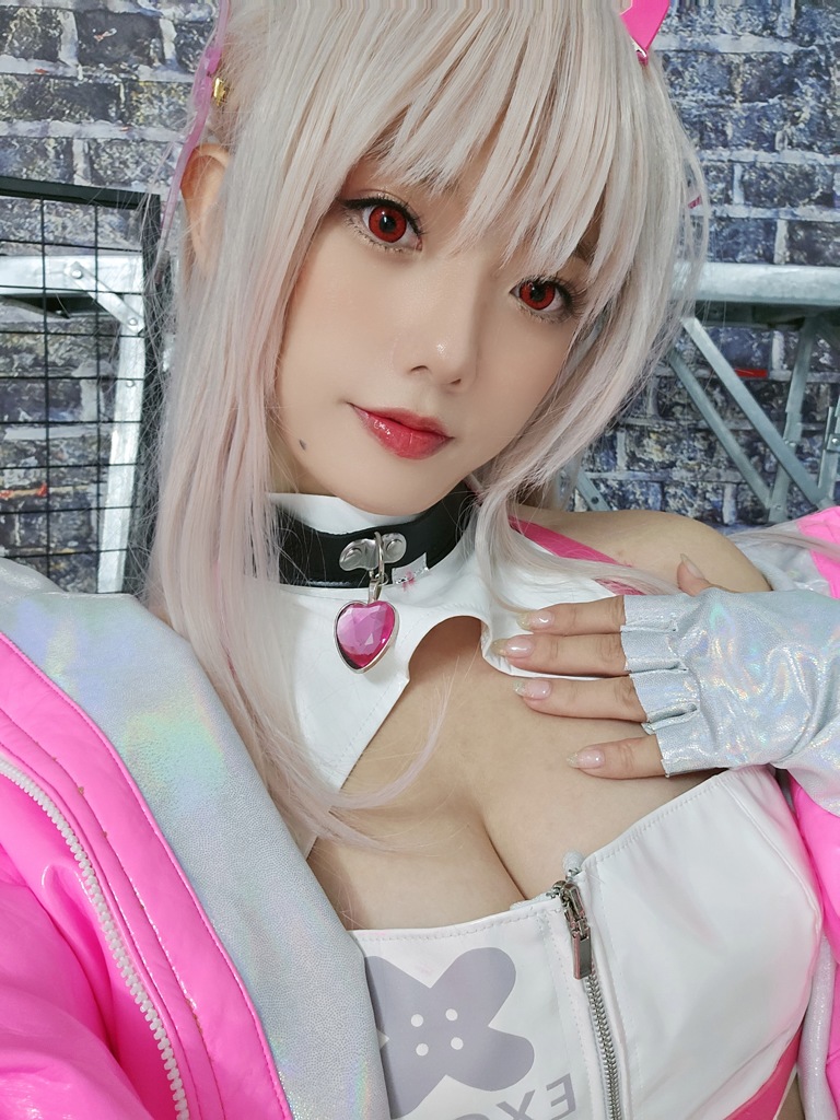 Messie Huang - Viper (NIKKE) - Mitaku photo 2-10