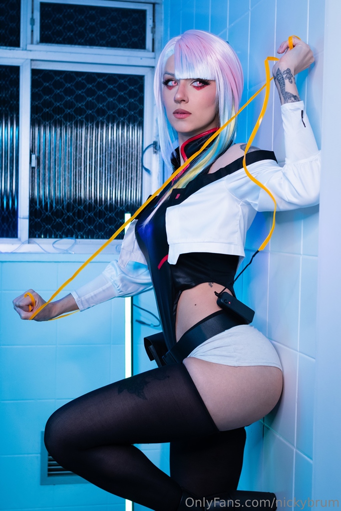 Nicky Brum - Lucy (Cyberpunk Edgerunners) - Mitaku photo 1-2